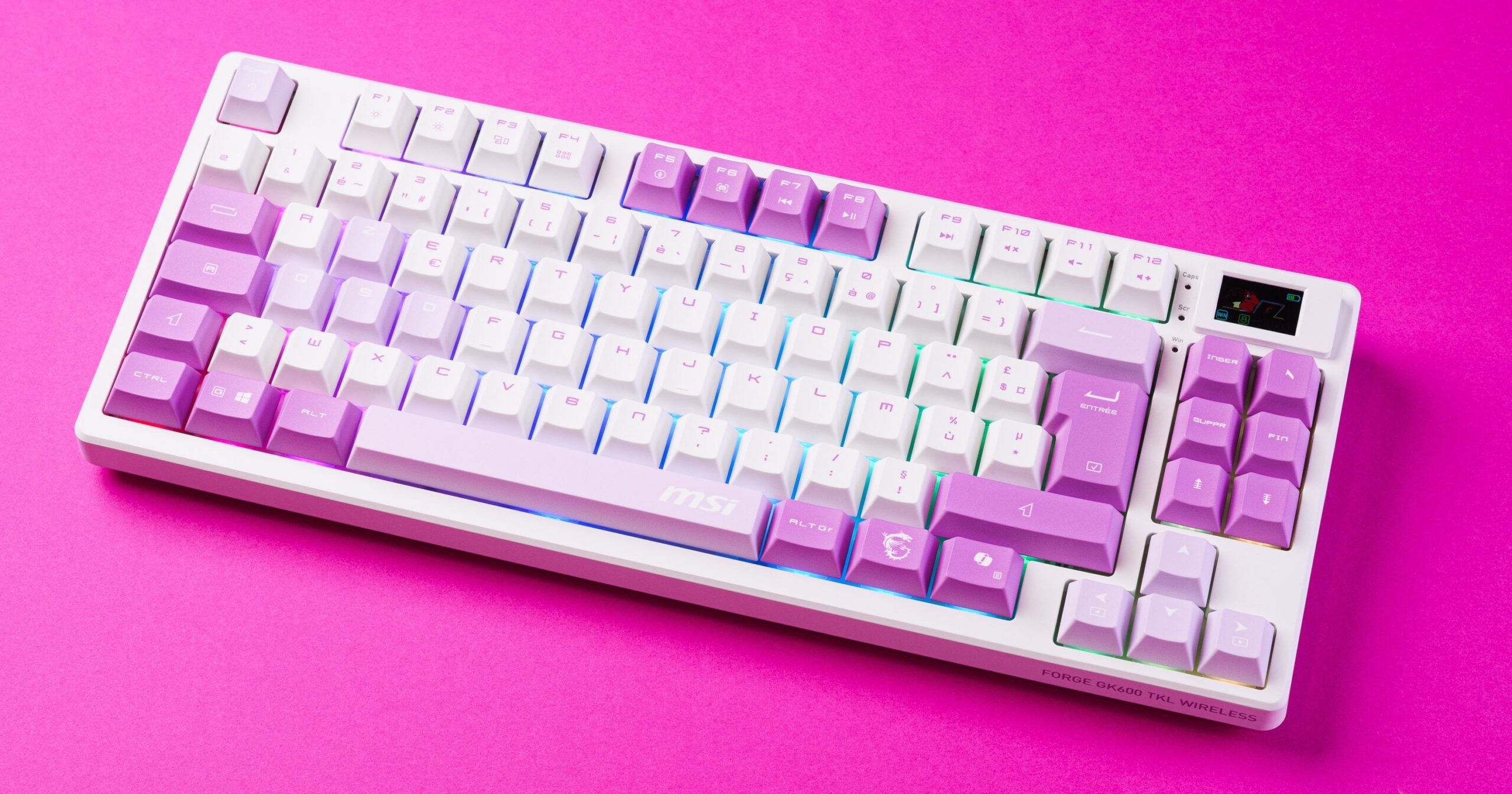 Đánh giá MSI Forge GK600 TKL Wireless Sky: Liệu đây có phải là chiếc bàn phím cơ không dây tốt nhất cho game thủ năm nay? 13 MSI Forge GK600 TKL Wireless Sky 11 scaled