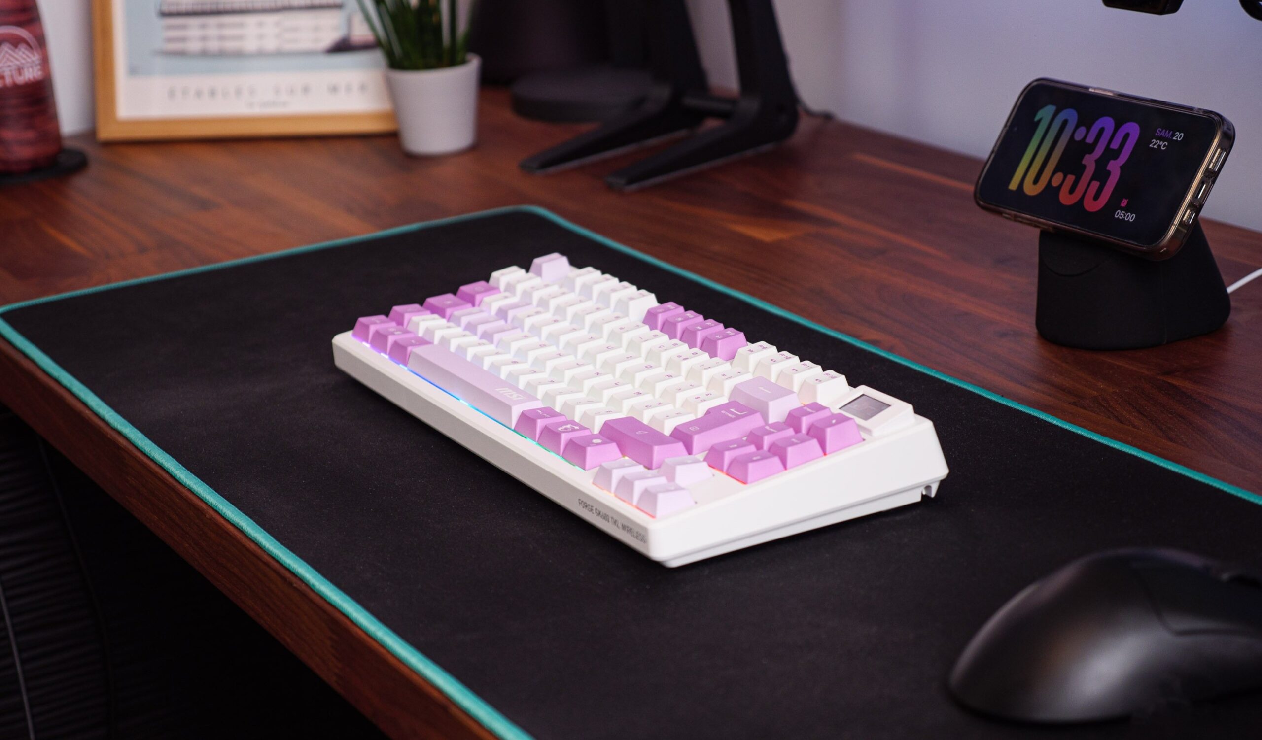 Đánh giá MSI Forge GK600 TKL Wireless Sky: Liệu đây có phải là chiếc bàn phím cơ không dây tốt nhất cho game thủ năm nay? 20 MSI Forge GK600 TKL Wireless Sky 4 scaled