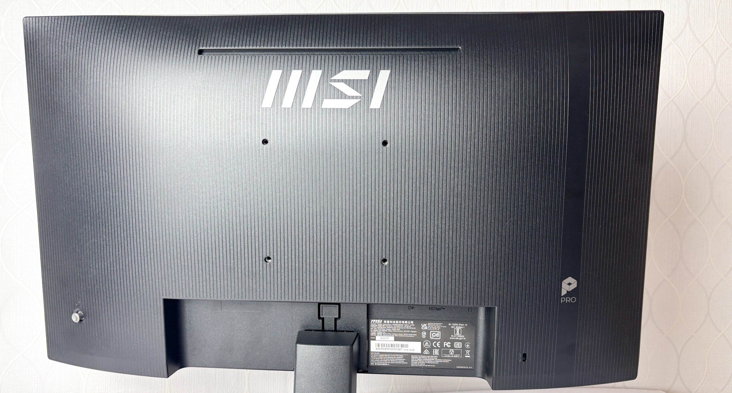Đánh giá MSI Pro MP252 E2: Màn hình 24.5 inch IPS Full HD với Adaptive Sync, lựa chọn hoàn hảo cho công việc và giải trí nhẹ 22 MSI Pro MP252 E2 15