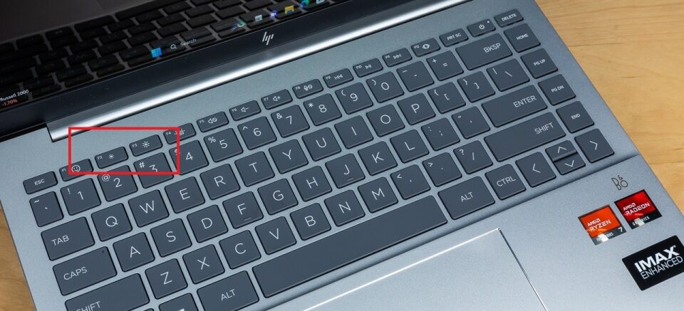 Phai lam gi khi man hinh may tinh cua ban khong hien thi hinh anh 3 e1759831173215