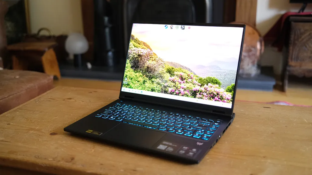 Predator Helios Neo 14 AI 10