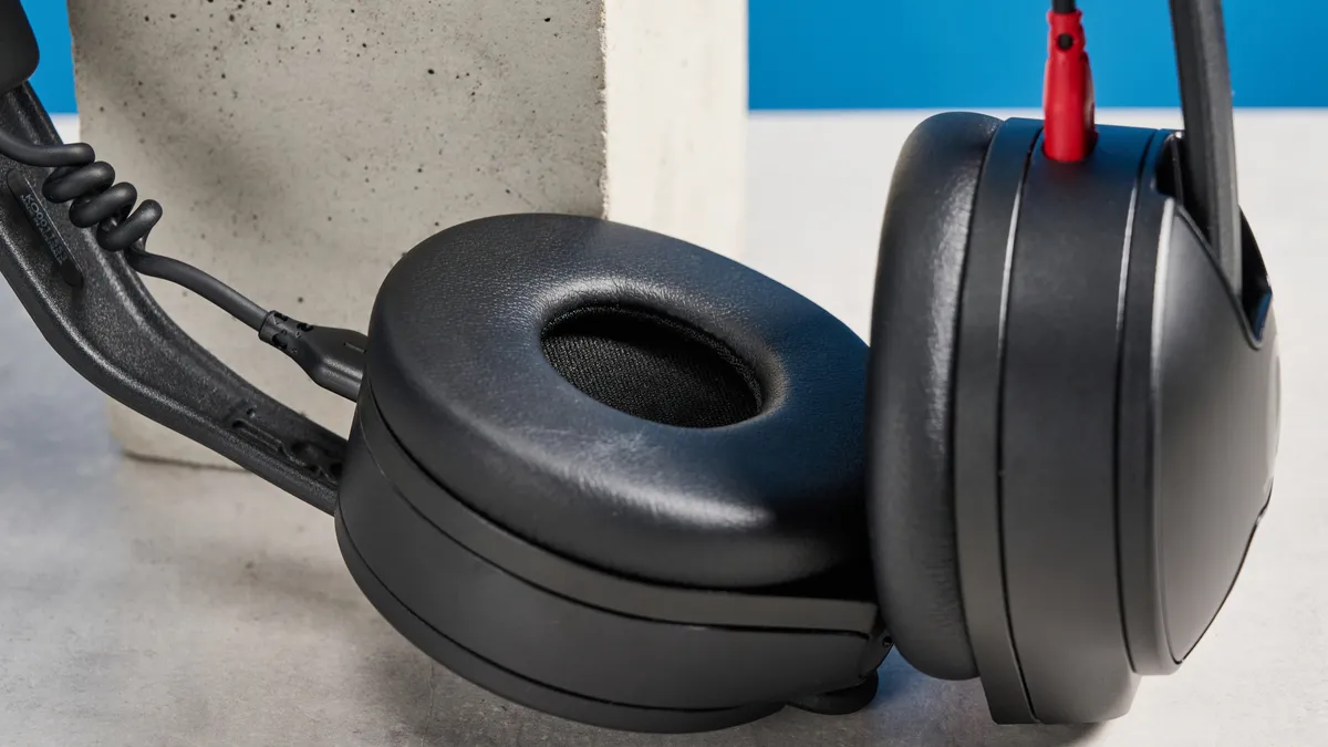 Đánh giá Rode NTH-50: Tai nghe studio “chuẩn” cho dân audio chuyên nghiệp 15 Rode NTH 50 5