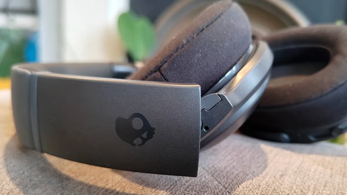 Đánh giá Skullcandy Crusher 540 Active: Tai nghe rung bass cực mạnh cho tín đồ nhạc EDM 17 Skullcandy Crusher 540 Active 8