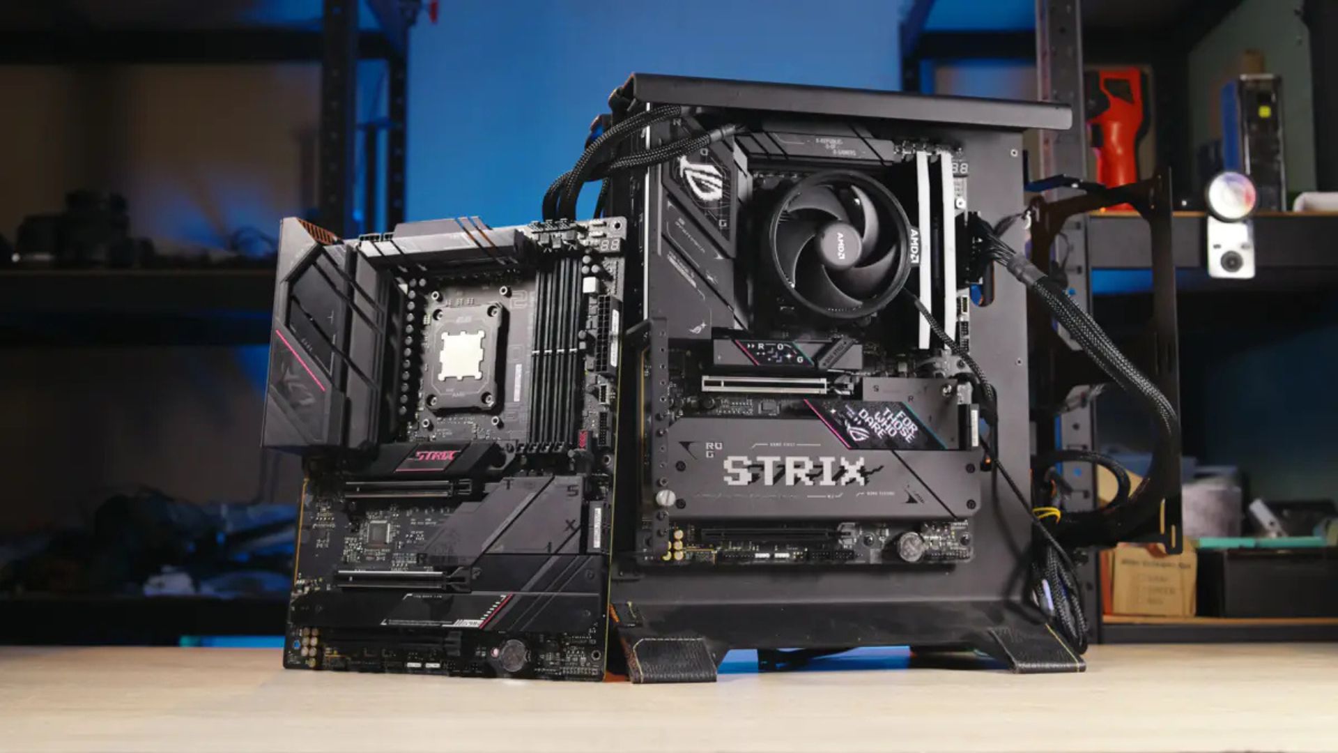 So sánh ASUS ROG Strix B850E Gaming WiFi so với B650E-E: Nên chọn loại nào tốt hơn? 1 So sanh ASUS ROG Strix B850E Gaming WiFi so voi B650E E Nen chon loai nao tot hon 1