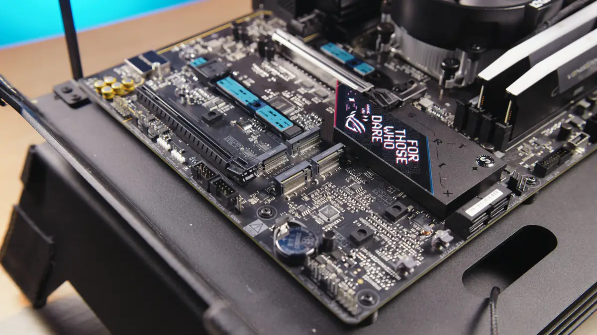 So sanh ASUS ROG Strix B850E Gaming WiFi so voi B650E E Nen chon loai nao tot hon 6