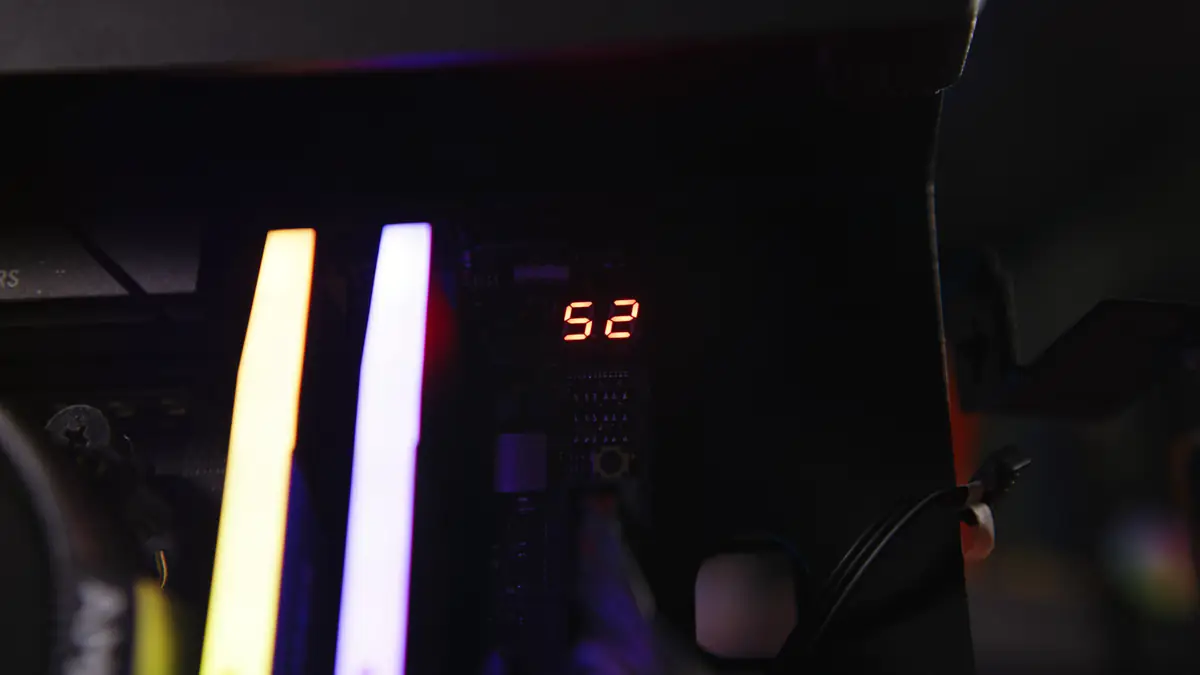 So sanh ASUS ROG Strix B850E Gaming WiFi so voi B650E E Nen chon loai nao tot hon 8