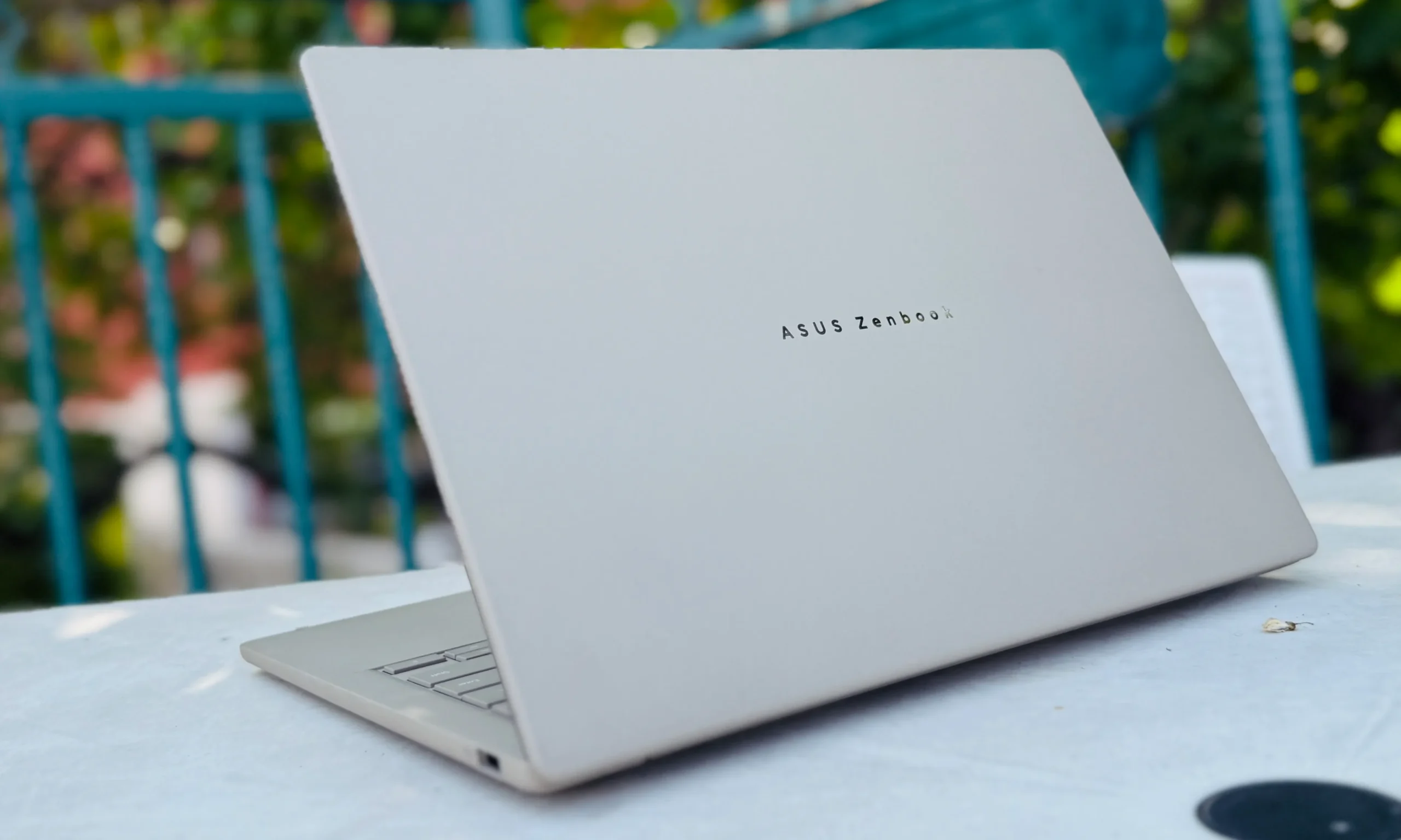 Tại sao nên mua PC tích hợp Copilot AI: Đây 3 lý do bạn nên cân nhắc lại trước khi xuống tiền! 11 Tai sao nen mua PC tich hop Copilot AI 4 scaled
