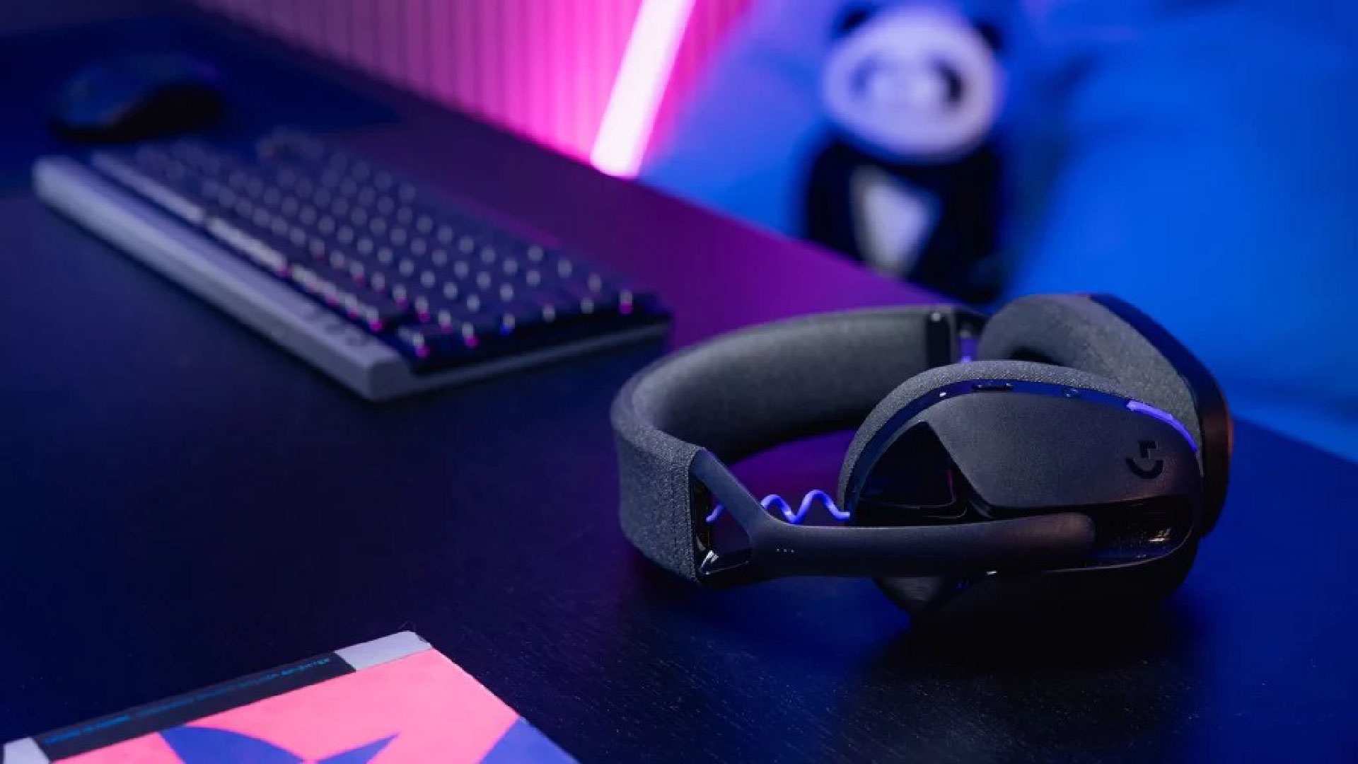 Đánh giá tai nghe Logitech G321 LIGHTSPEED: Chuẩn không dây siêu tốc cho game thủ chuyên nghiệp! 1 ezgif 2750dbe80df47a 01