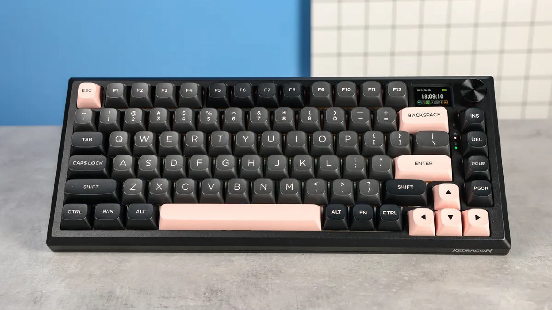 Khám phá bàn phím Redragon Eclipse K720 Pro: Hiệu năng mạnh mẽ, thiết kế hiện đại 1 ezgif 77ffba9ec131ae 01