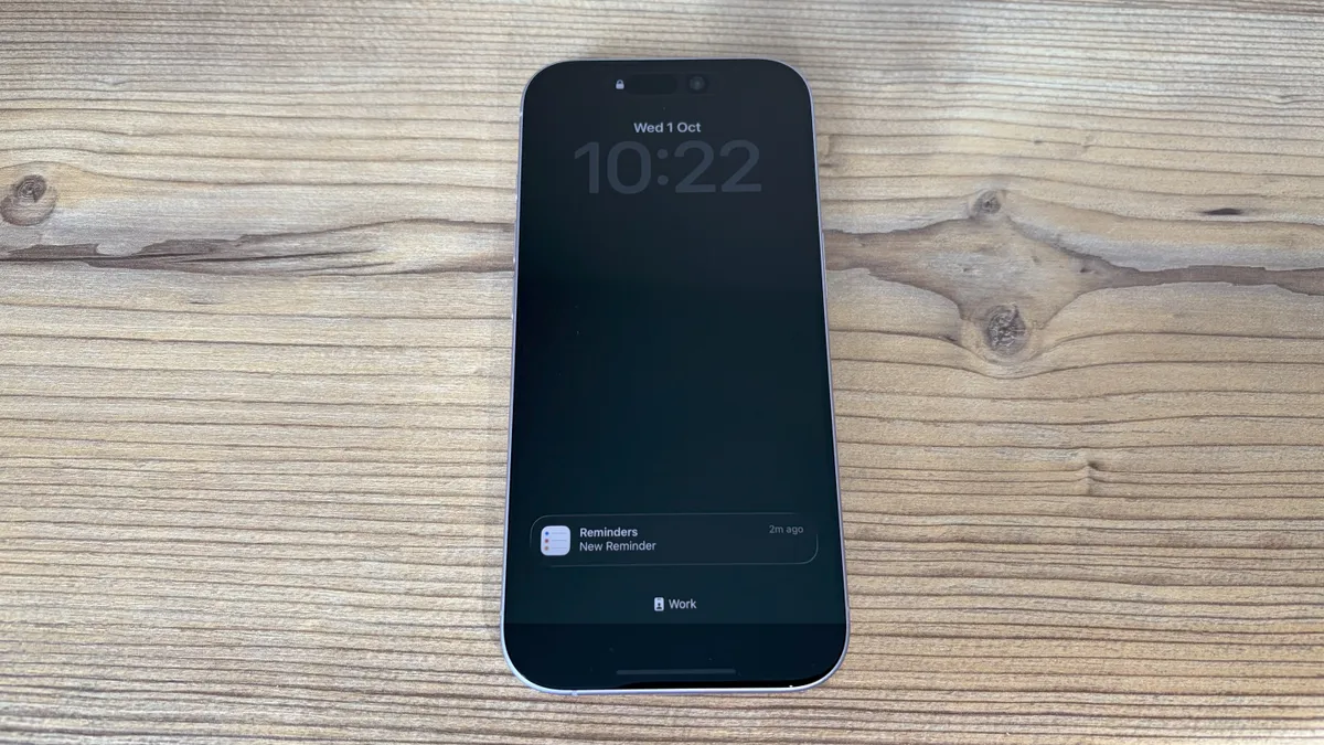 iPhone 17 đã có màn hình Always-On! Hướng dẫn cách bật tính năng mới này. 15 iPhone 17 da co man hinh Always On 7