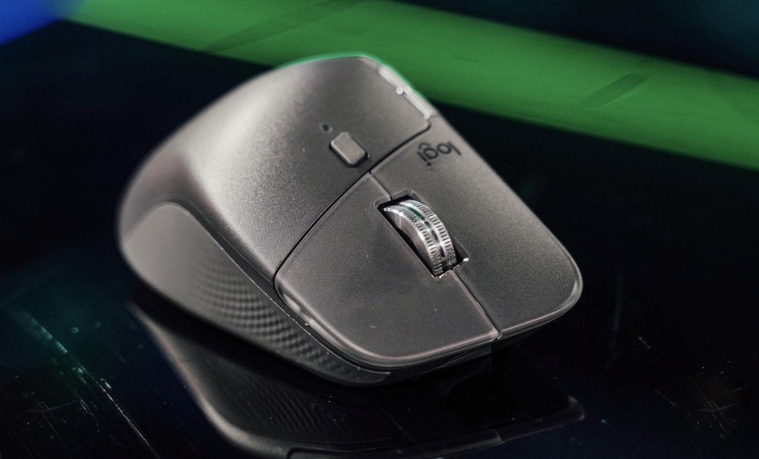 Đánh giá Logitech MX Master 4: Lựa chọn lý tưởng cho nhà thiết kế và lập trình viên với Flow Cross-Device 16 logitech mx master 4 5