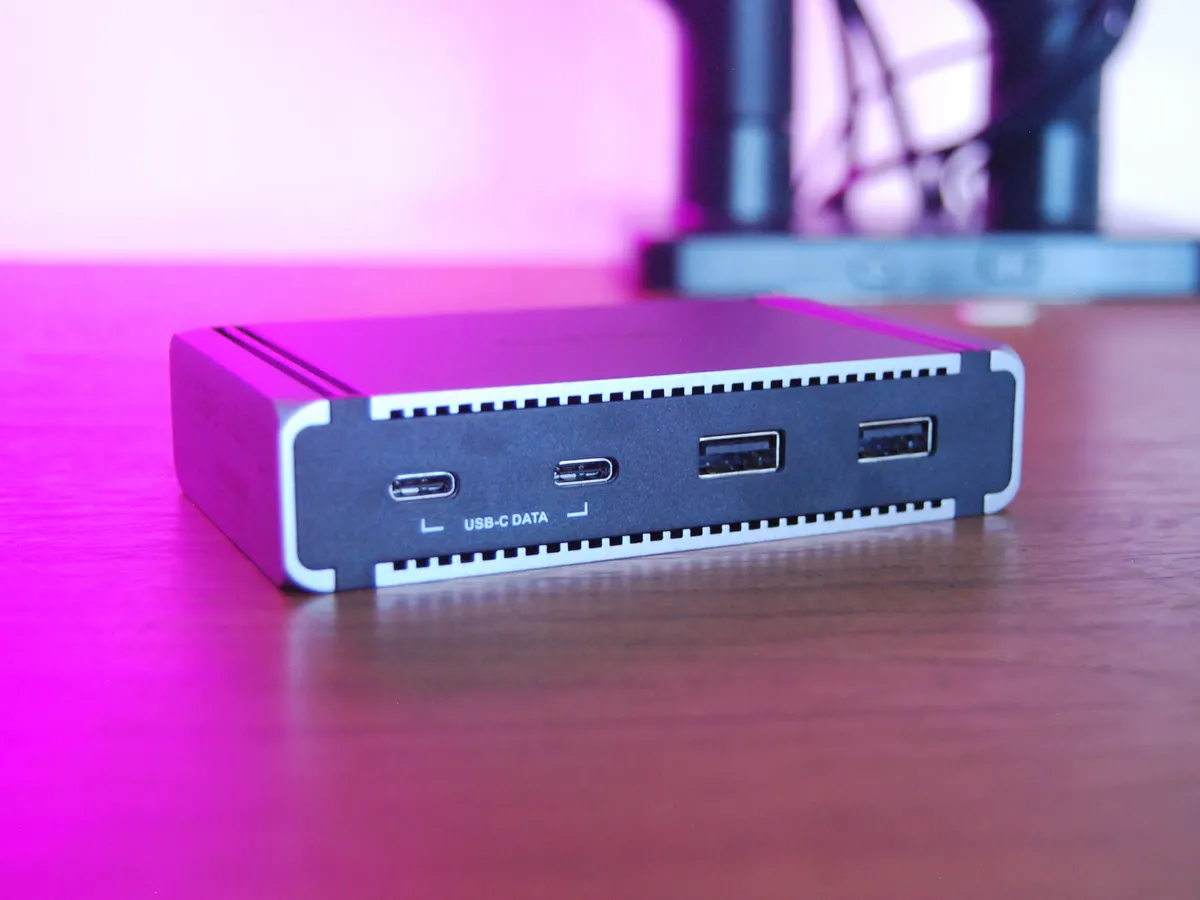 Top những chiếc Dock và Hub Thunderbolt tốt nhất hiện nay - Đâu là lựa chọn phù hợp cho công việc và giải trí? 20 8. CalDigit Element 5 Hub