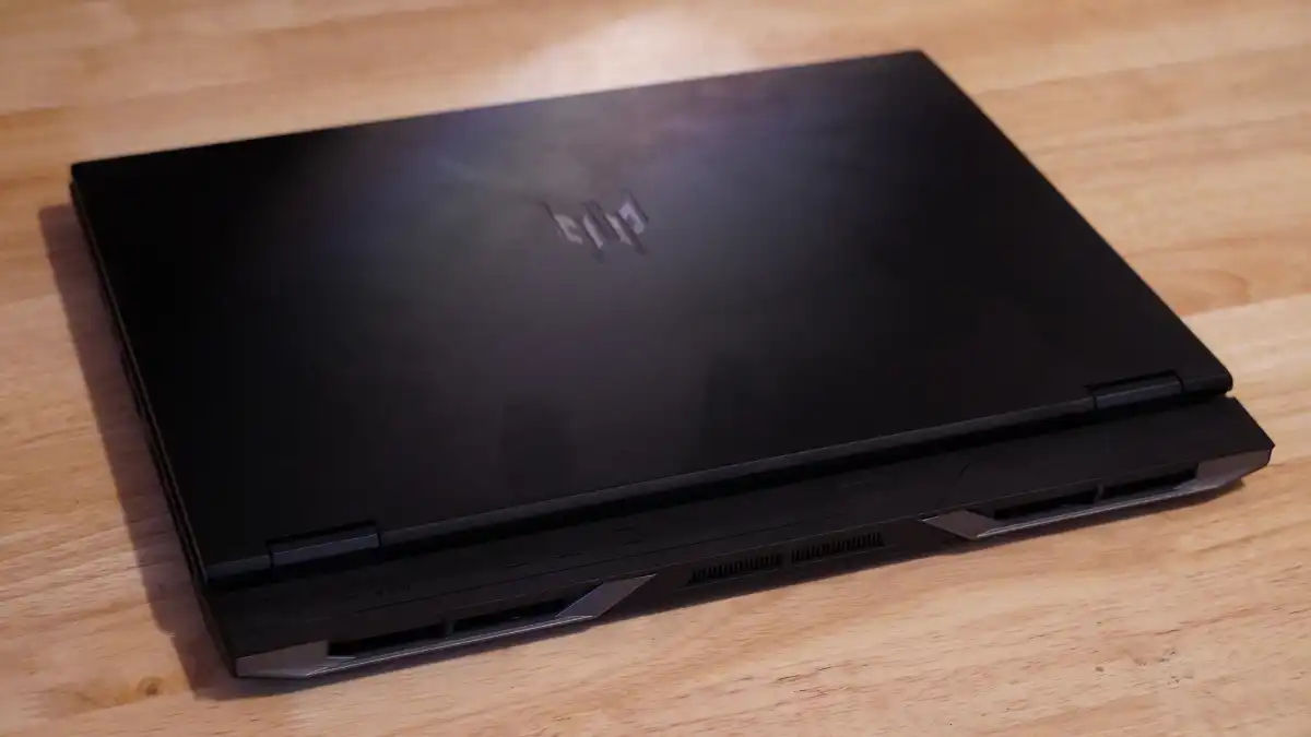 Acer Predator Helios Neo 14 AI 1