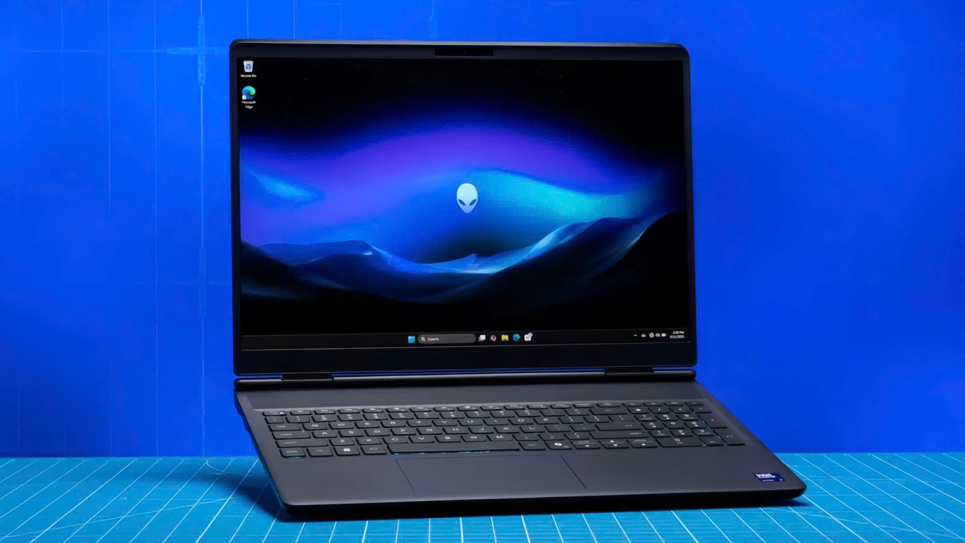 Đánh giá Alienware 16X Aurora: Mỏng, đẹp, khỏe, liệu có phải là chiếc laptop gaming 16-inch tuyệt vời nhất? 1 Alienware 16X Aurora2