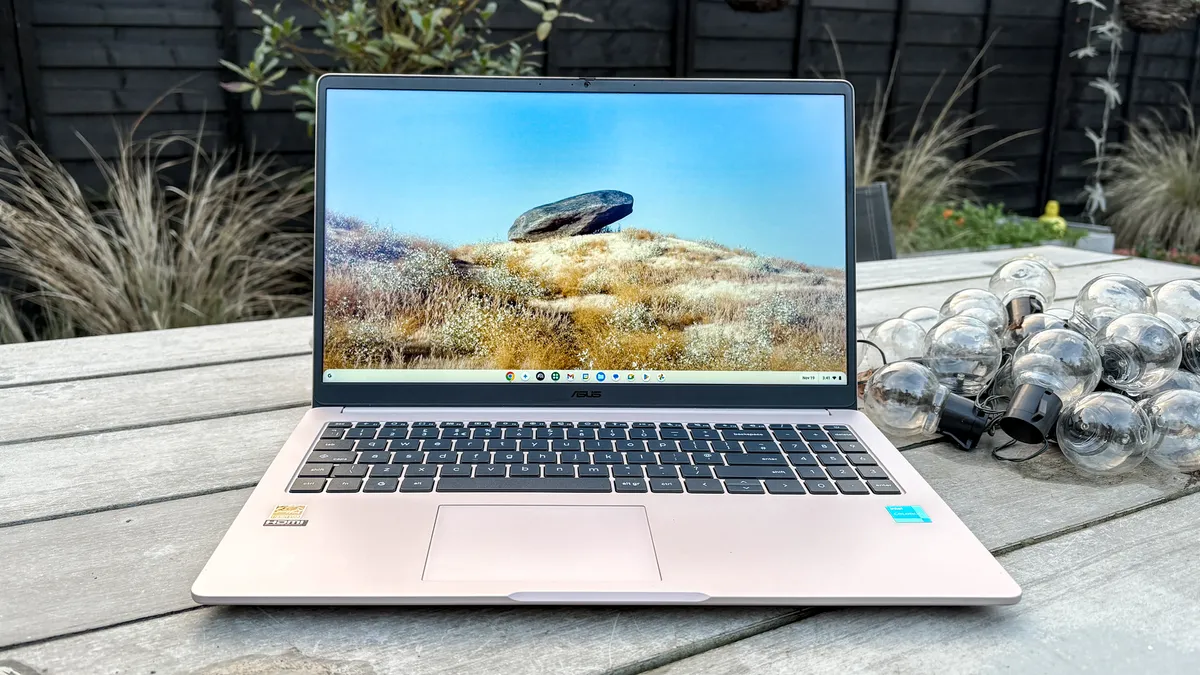 Asus Chromebook CX15 2