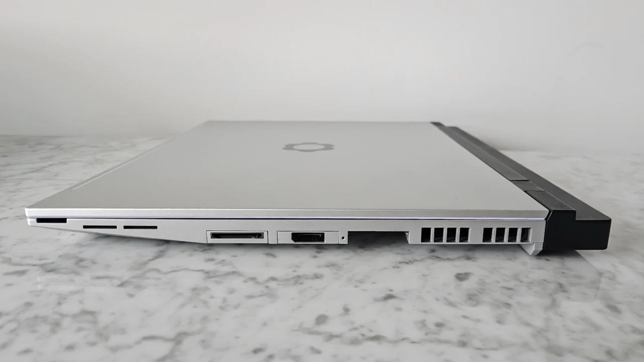 Đáng giá Framework Laptop 16 (2025): Cùng trải nghiệm với gaming, đồ họa, lập trình liệu có mạnh? 42 Framework Laptop 16 20254