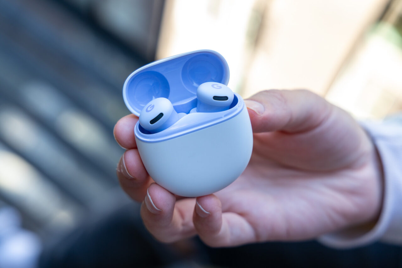 Google Pixel Buds 2a vs. OnePlus Buds 4 4