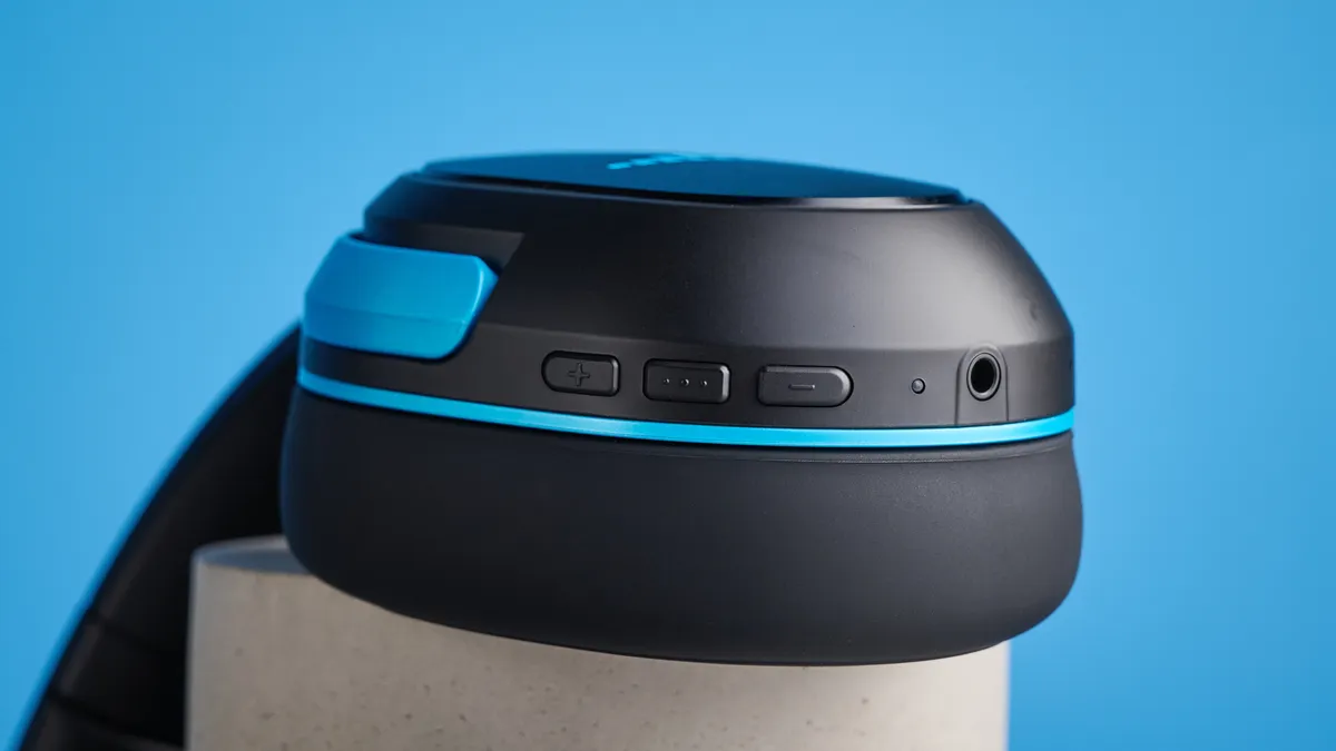 Khám phá H2O Audio RIPT Ultra: Tai nghe chống nước đỉnh cao cho mọi cuộc phiêu lưu 14 H2O Audio RIPT Ultra Headphones 5