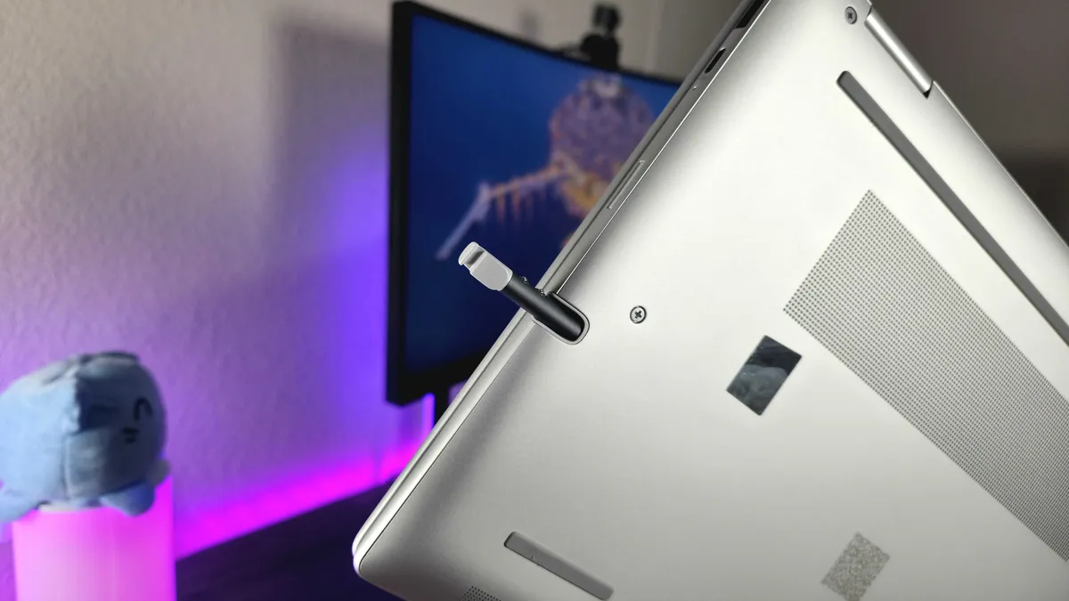 HP EliteBook 8 Flip 13 6