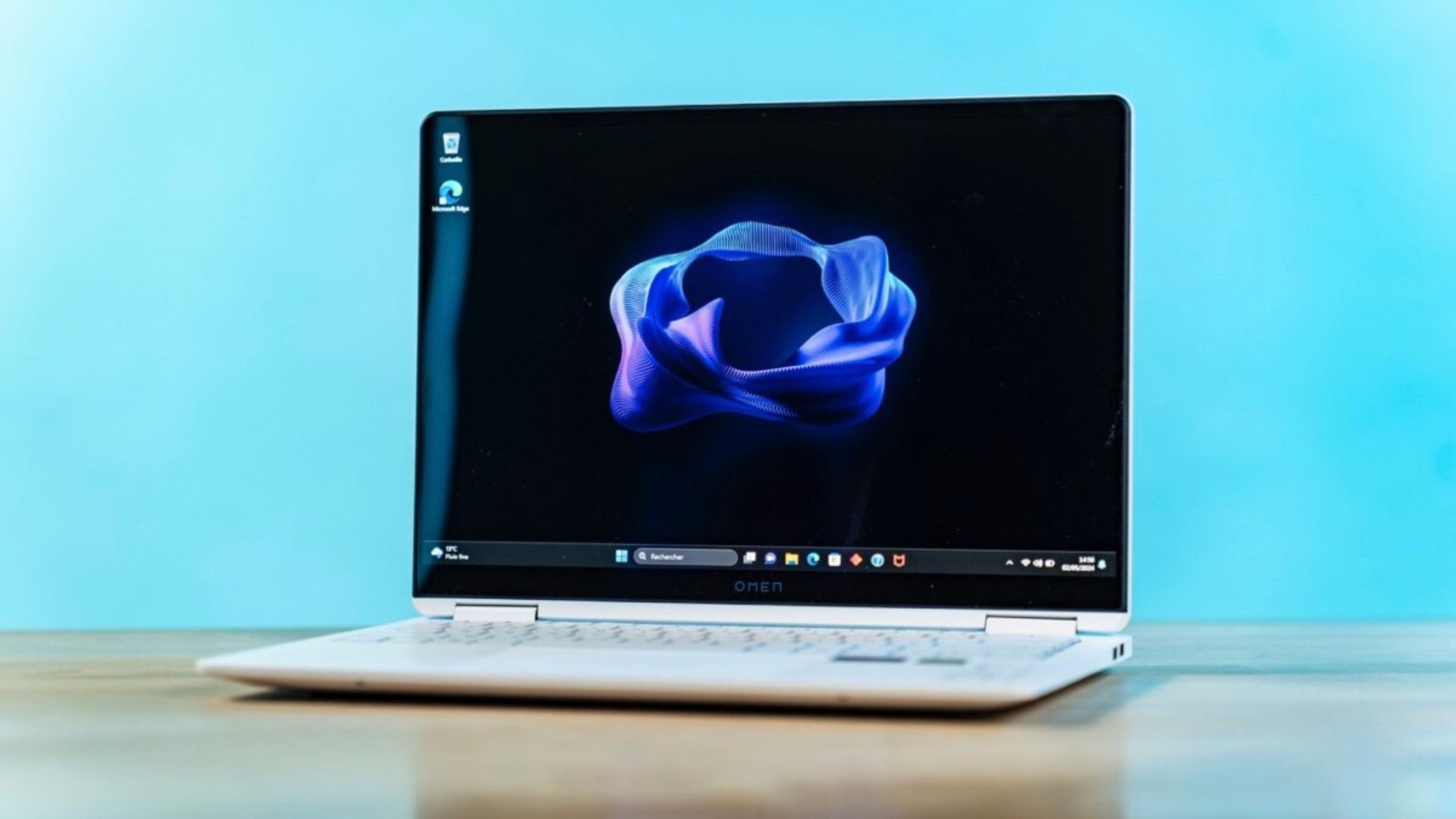 Đánh giá HP OMEN Transcend 14 (fb0031nf): Mỏng, nhẹ, đẹp và siêu yên tĩnh – Liệu có phải laptop 14 inch hoàn hảo? 1 HP OMEN Transcend 14 fb0031nf2