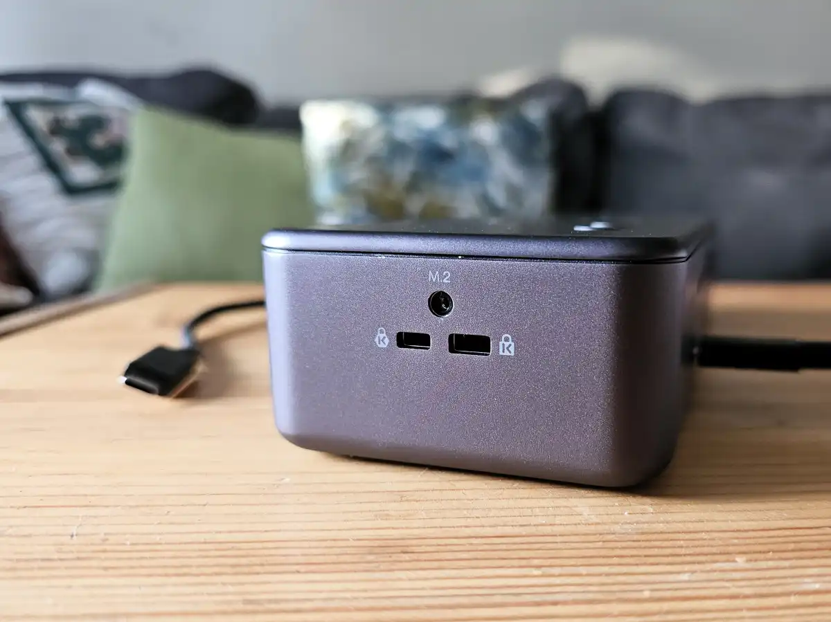 Kensington EQ Pro Thunderbolt 5 5