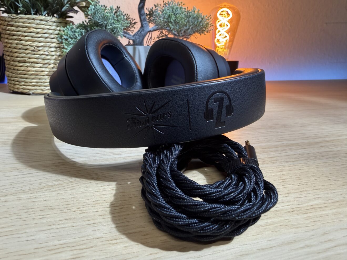 Đánh giá Kiwi Ears x Z: Tai nghe mạnh mẽ với nam châm phẳng 12 Kiwi Ears x Z 4