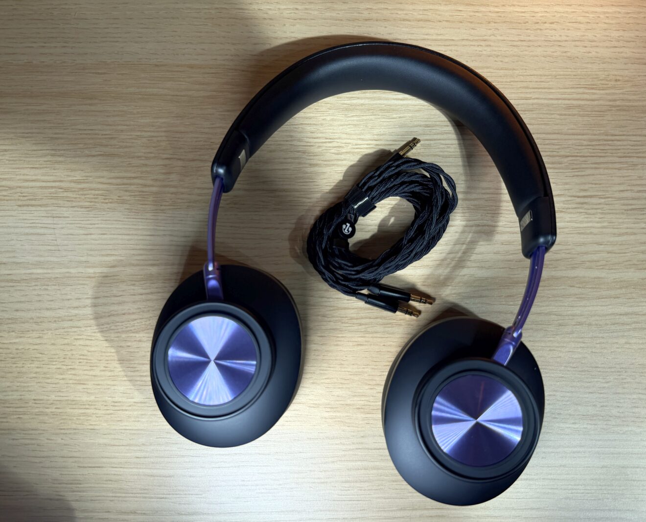 Đánh giá Kiwi Ears x Z: Tai nghe mạnh mẽ với nam châm phẳng 13 Kiwi Ears x Z 5