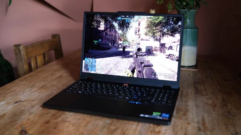 Đánh giá Lenovo Legion 5 (Gen 10): Laptop gaming RTX 50-series đáng tiền nhất năm! 21 Lenovo Legion 5 Gen 10 10