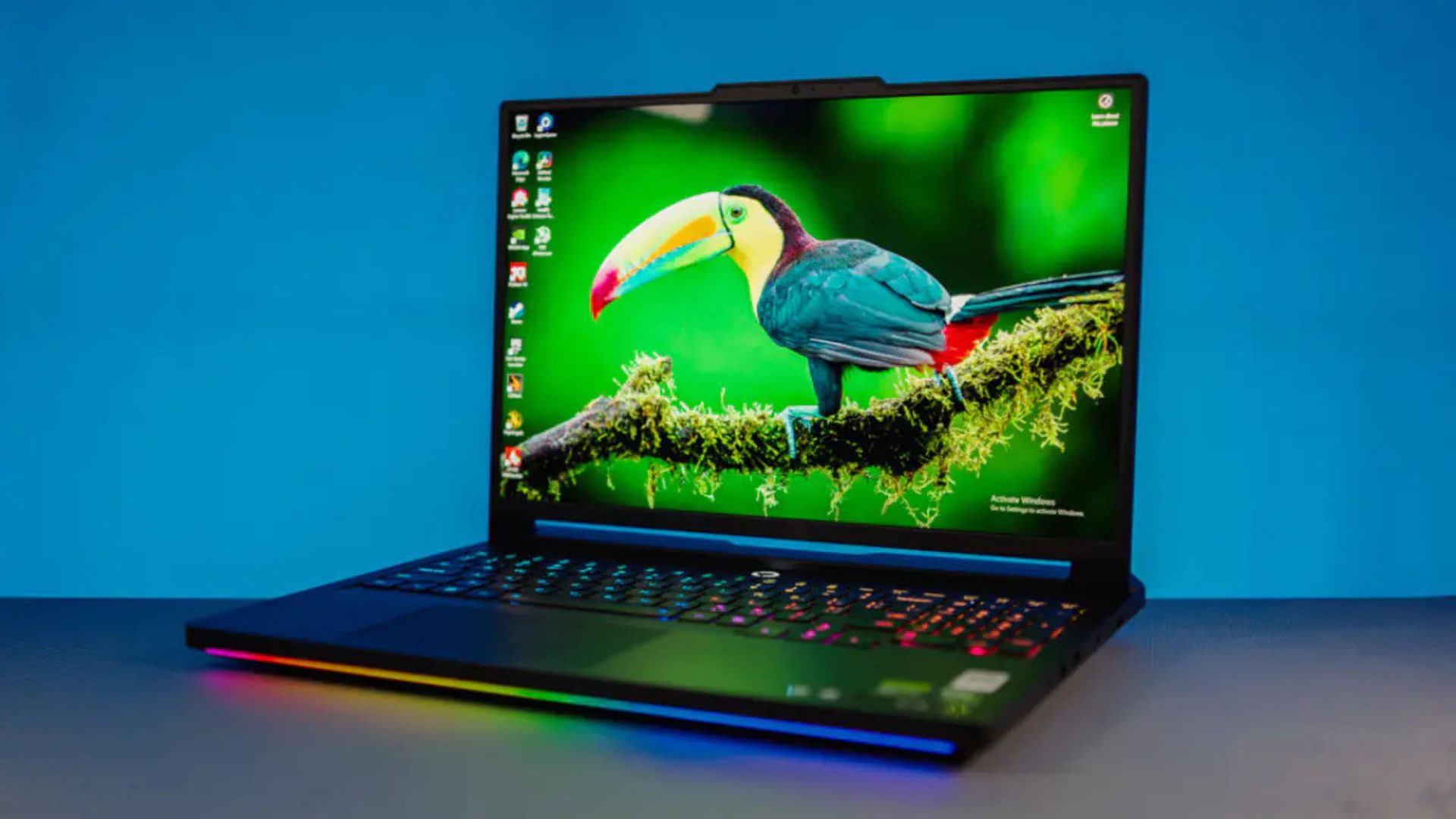 Lenovo Legion Pro 7 va NVIDIA GeForce RTX 50XX Series1