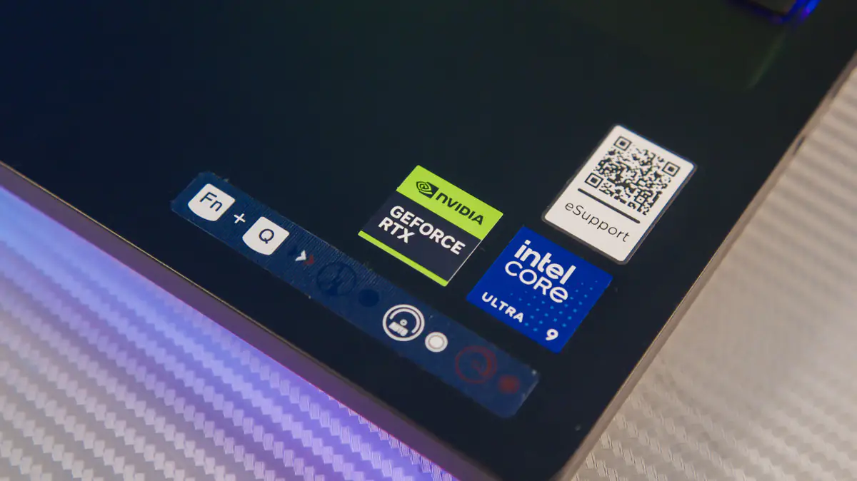 Lenovo Legion Pro 7 va NVIDIA GeForce RTX 50XX Series20.jpg