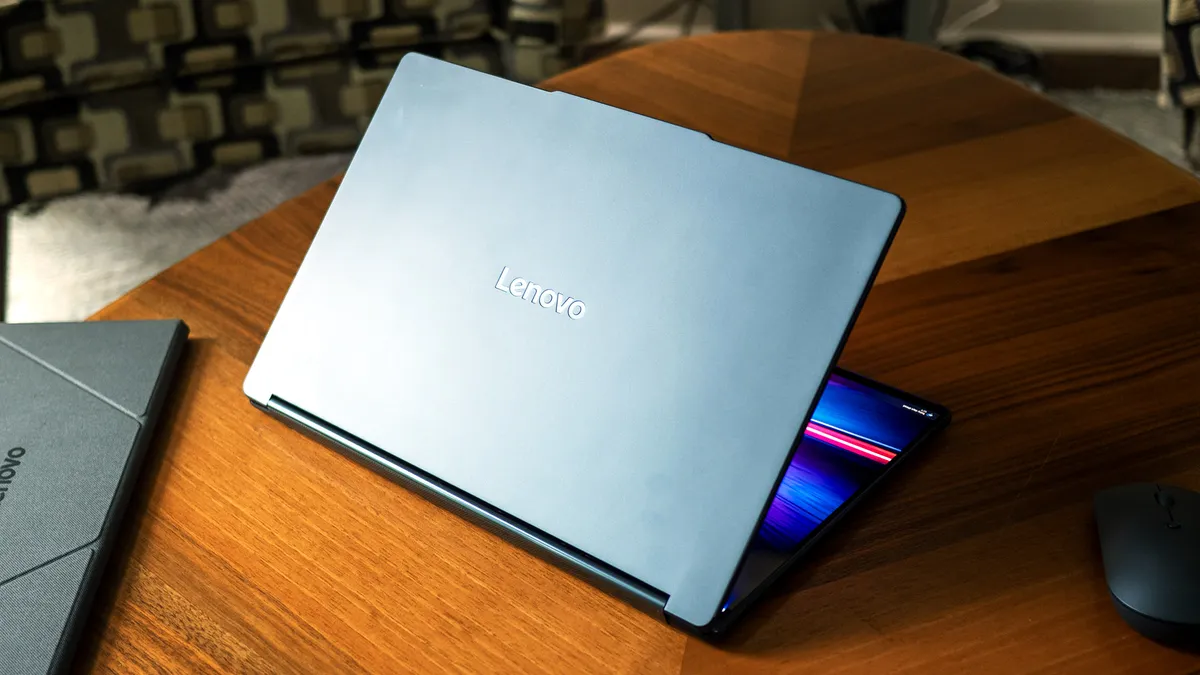 Lenovo Yoga Book 9i Gen 1012.jpg