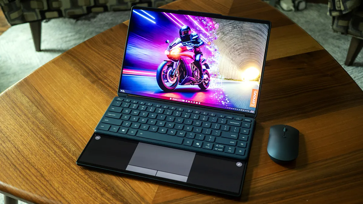 Lenovo Yoga Book 9i Gen 106.jpg