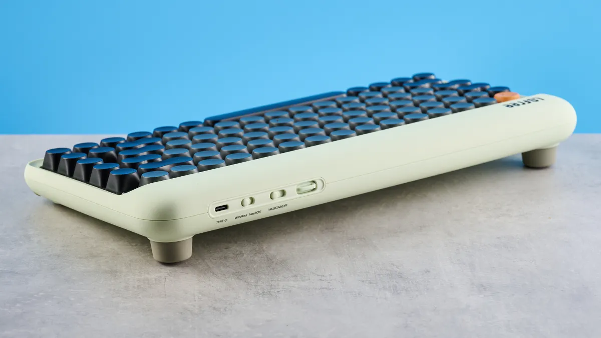 Lofree DOT: Bàn phím cơ Retro 'chấm phá' nét độc đáo cho không gian làm việc. 27 Lofree DOT 12