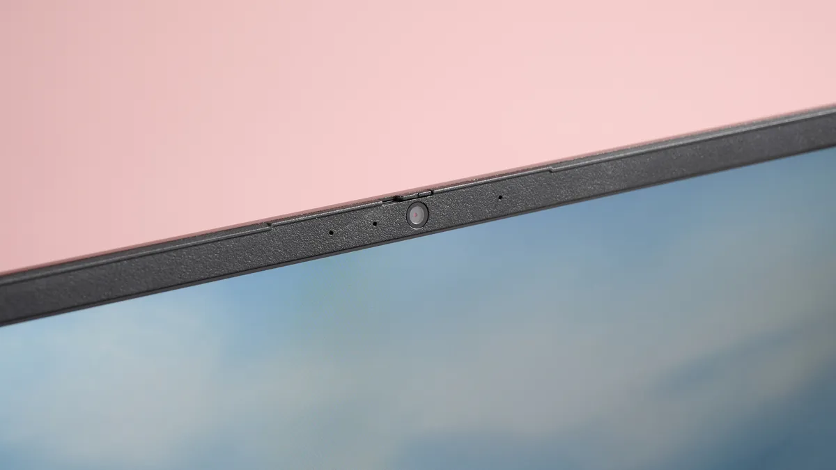 Trải nghiệm Medion Erazer Deputy 15 P1: Chiến binh gaming tầm trung, hiệu năng vượt mong đợi! 10 Medion Erazer Deputy 15 P1 3