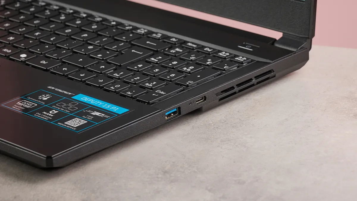 Trải nghiệm Medion Erazer Deputy 15 P1: Chiến binh gaming tầm trung, hiệu năng vượt mong đợi! 12 Medion Erazer Deputy 15 P1 5