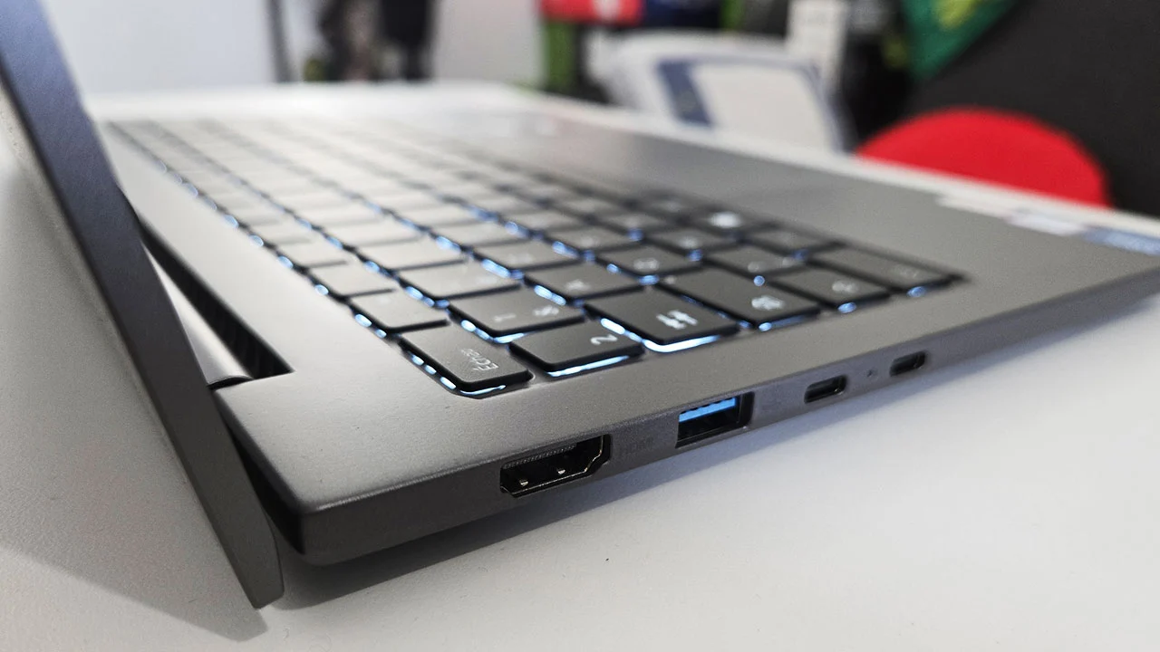 Đánh giá Medion Signium 14 S1: OLED 2.8K 120 Hz, Lunar Lake, pin 20 tiếng – Liệu có phải là chiếc laptop hoàn hảo? 19 Medion Signium 14 S111