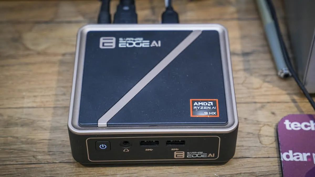 Đánh giá Sapphire Edge AI 370: Sức mạnh AI thu nhỏ trong lòng bàn tay! 14 Sapphire Edge AI 370 6
