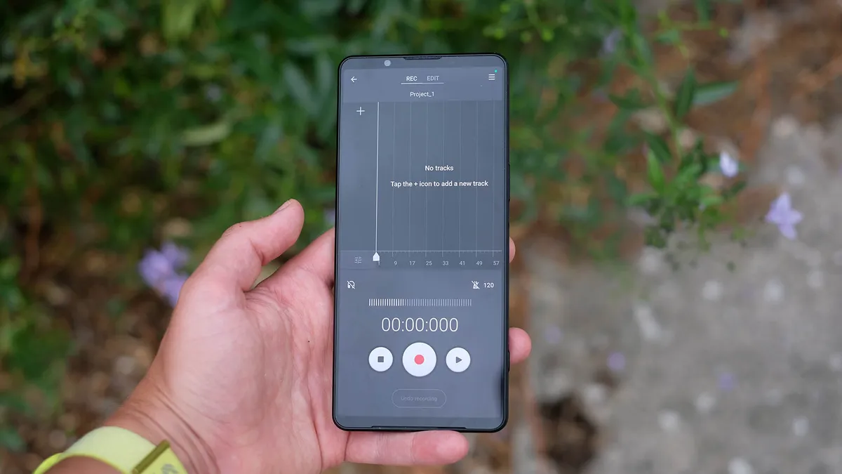 Sony Xperia 1 VII 12