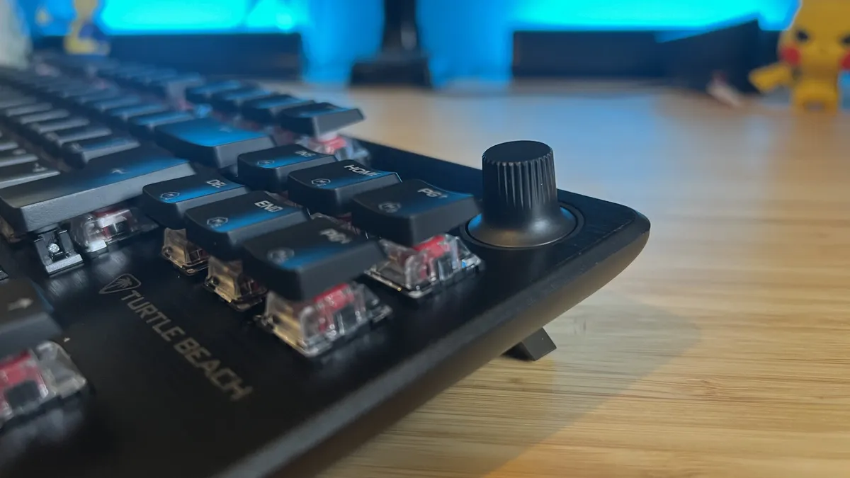 Turtle Beach Vulcan II TKL 5