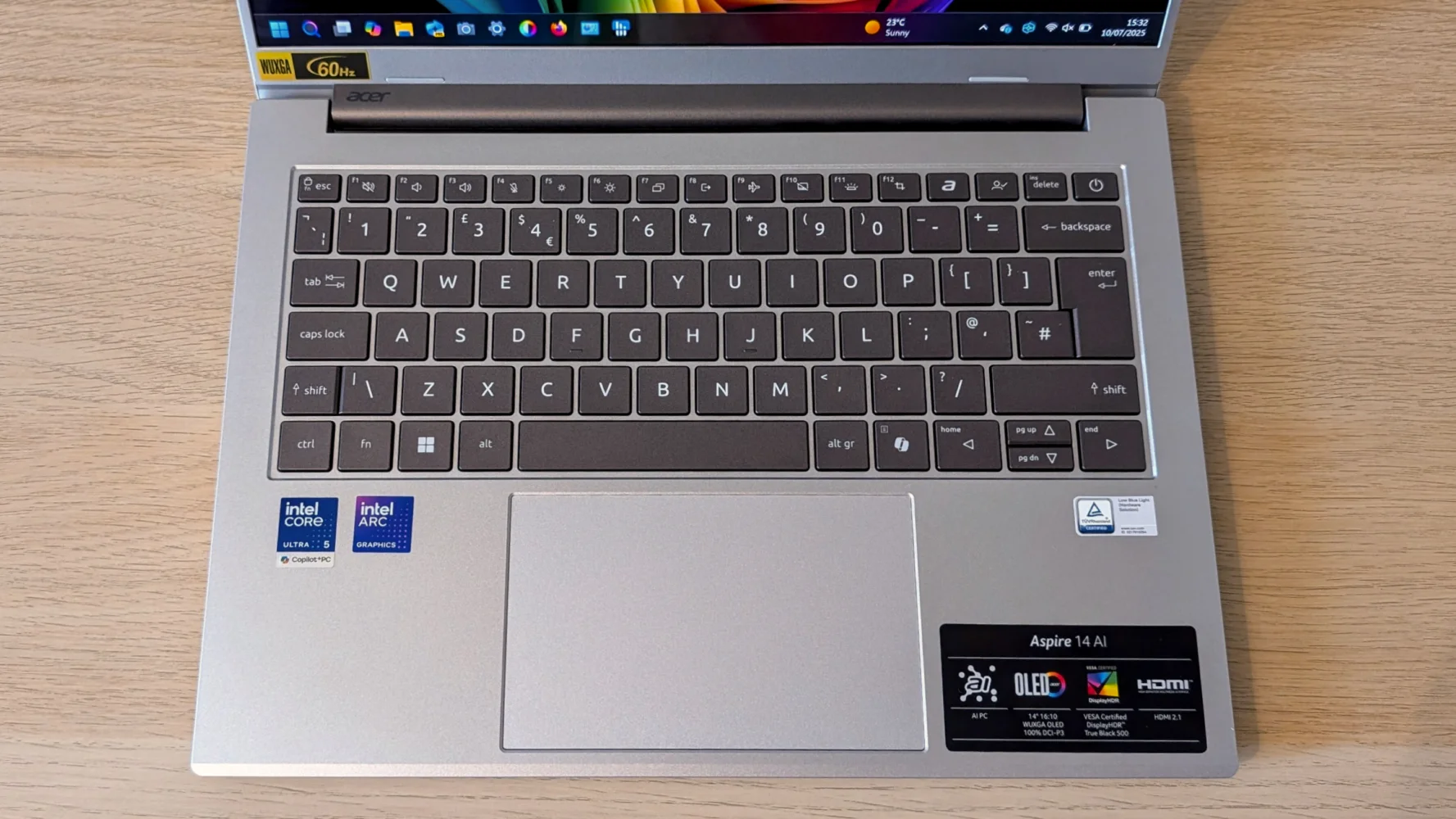 Đánh giá Acer Aspire 14 AI (A14-53M) – Laptop AI mỏng nhẹ, hiệu năng mạnh mẽ cho học tập, làm việc và giải trí 22 Acer Aspire 14 AI A14 53M17