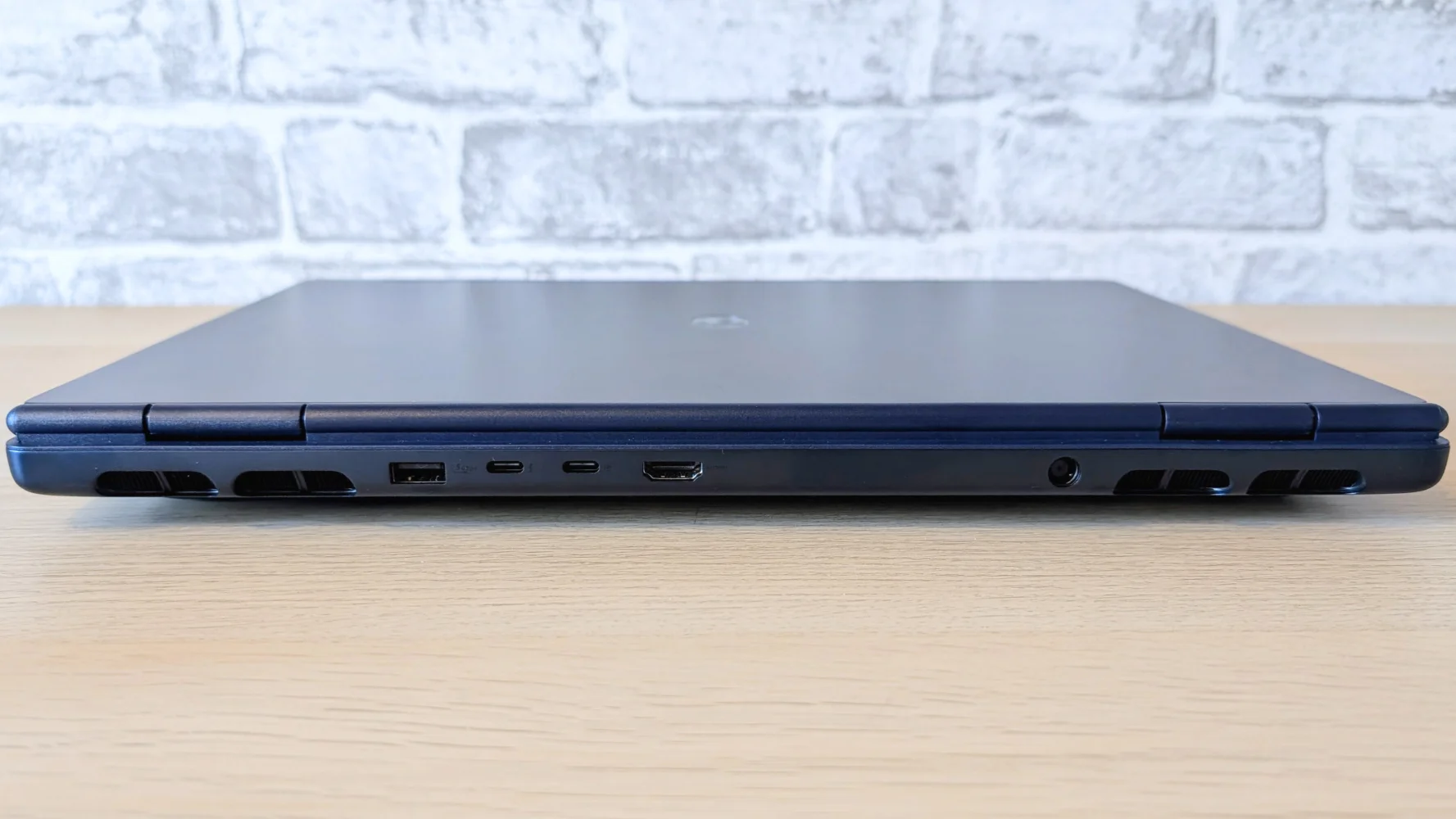 Đánh giá Alienware 16X Aurora – Cỗ máy chiến game mạnh mẽ với GPU RTX, tản nhiệt tối ưu và trải nghiệm cao cấp 17 Alienware 16X Aurora.11