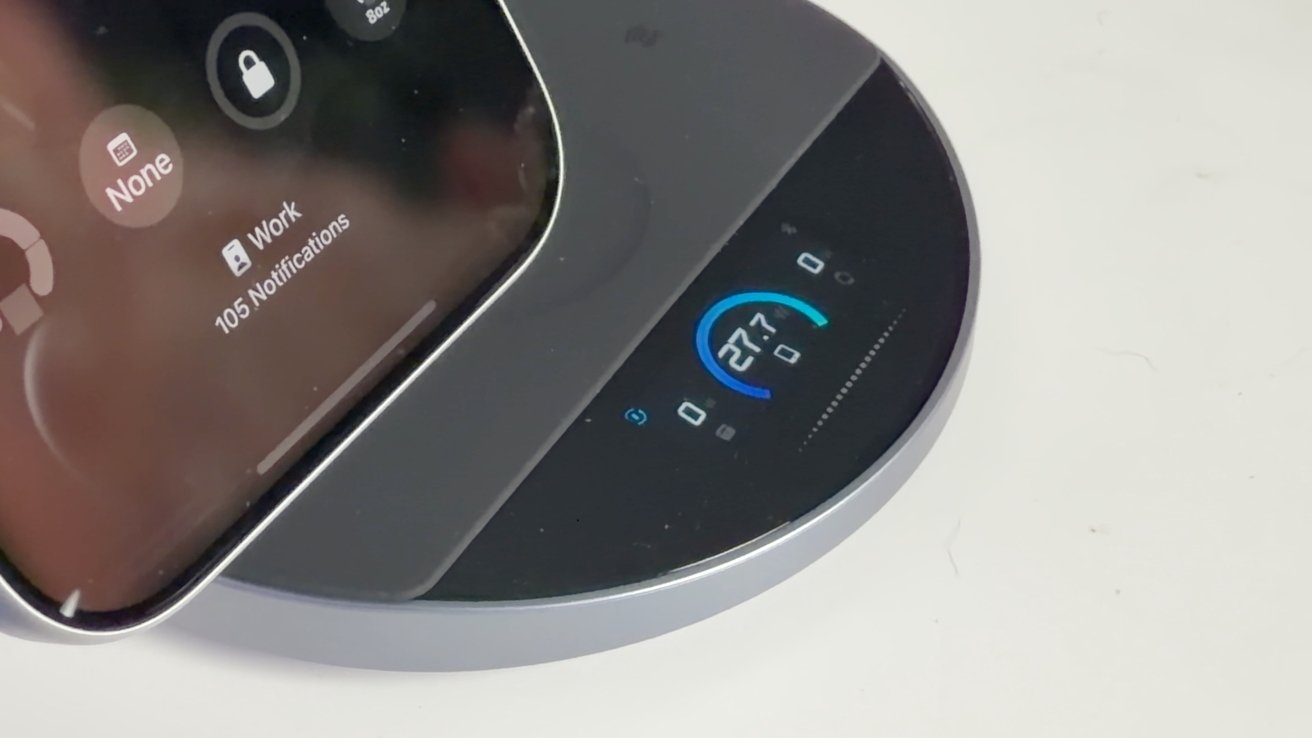 Anker Prime Wireless Charging Station 8