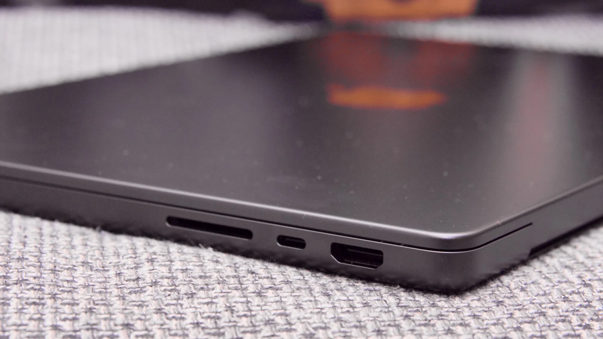 Apple MacBook Pro 14 inch M4.9