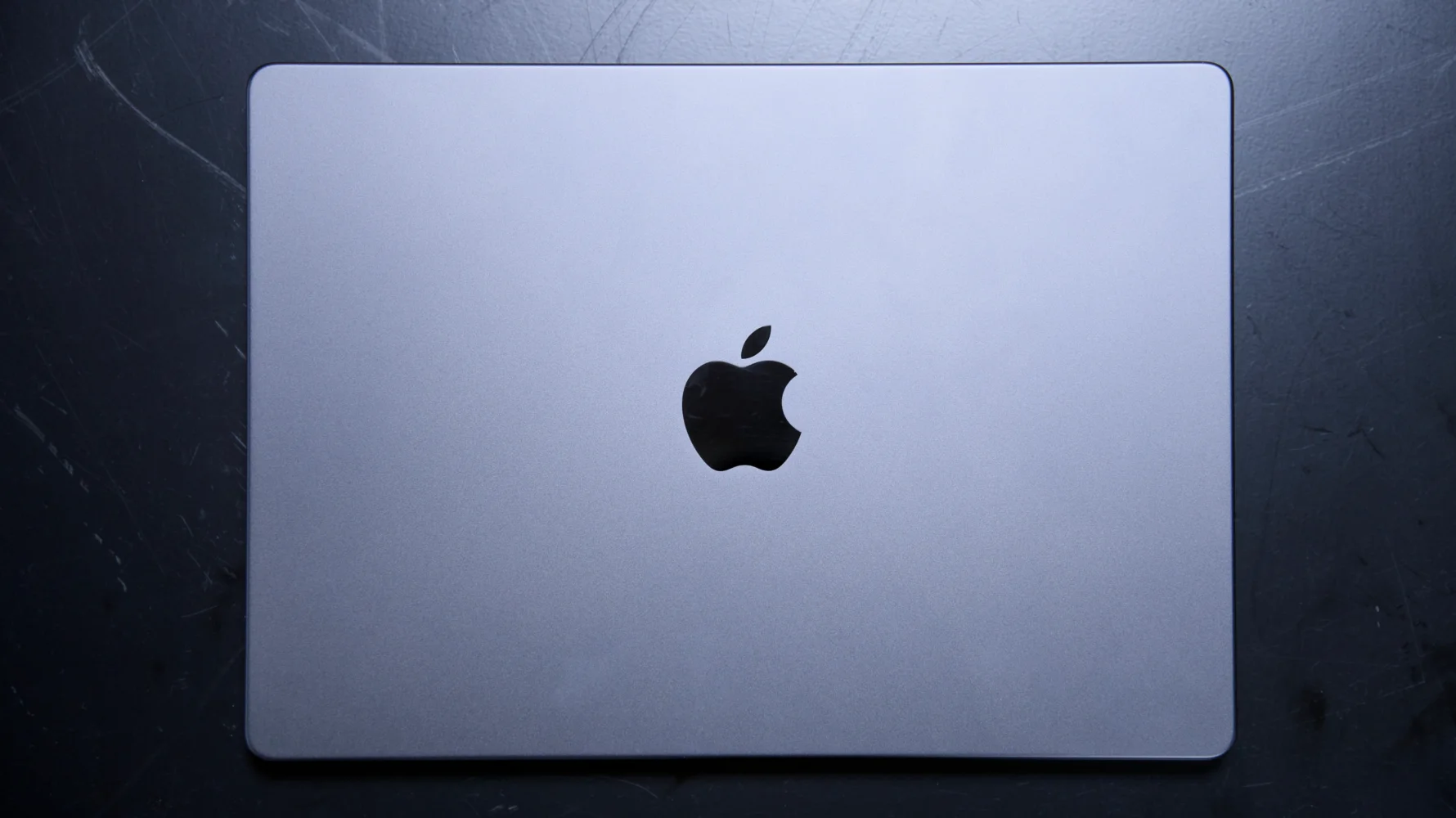 Đánh giá Apple MacBook Pro M5 (2025) – Sức mạnh bứt phá với chip M5, thiết kế đỉnh cao cho sáng tạo và hiệu suất chuyên nghiệp 16 Apple MacBook Pro M5 20258