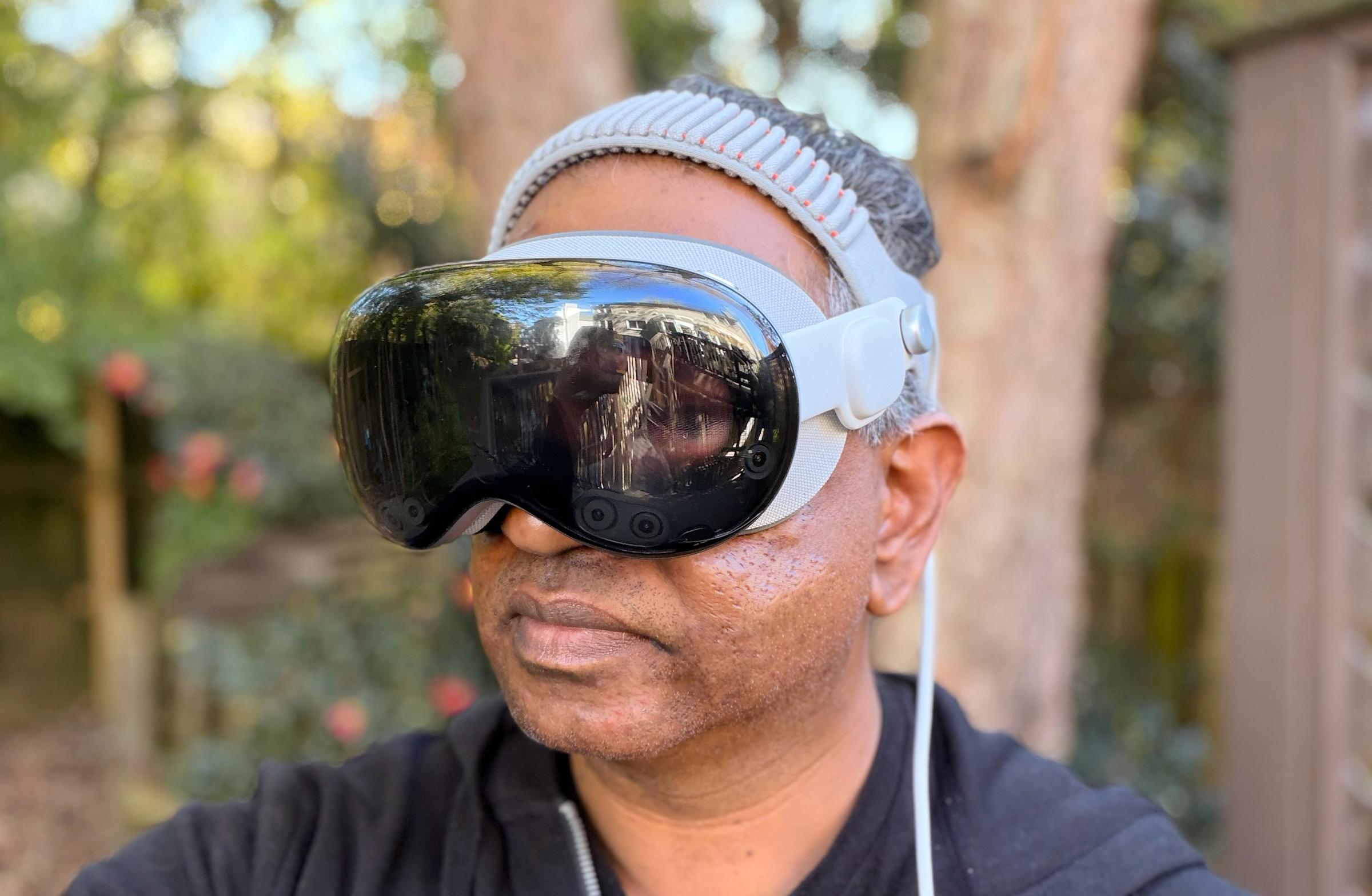 Apple Vision Pro M5 5