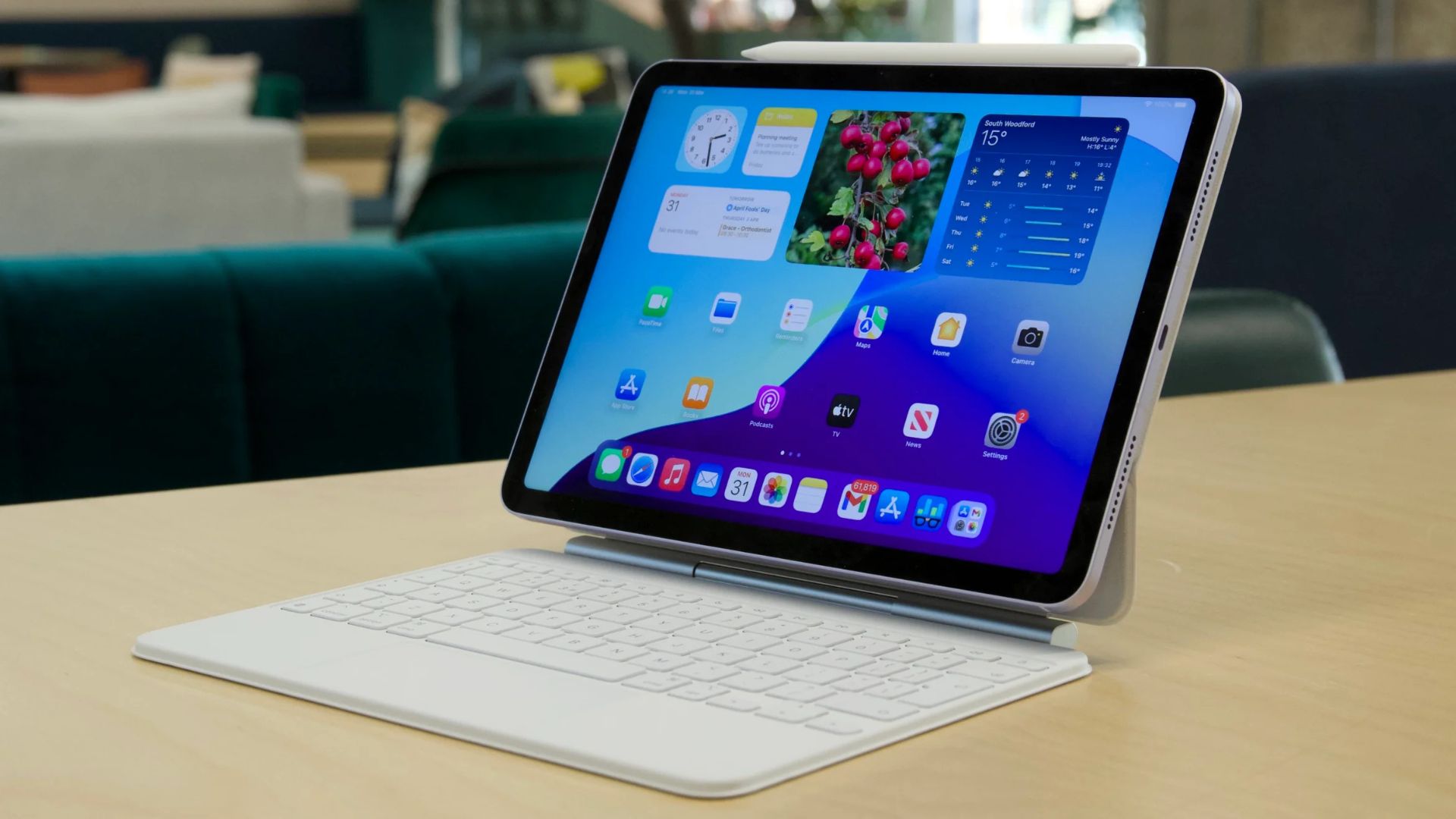 Apple iPad Air M3 2025.1