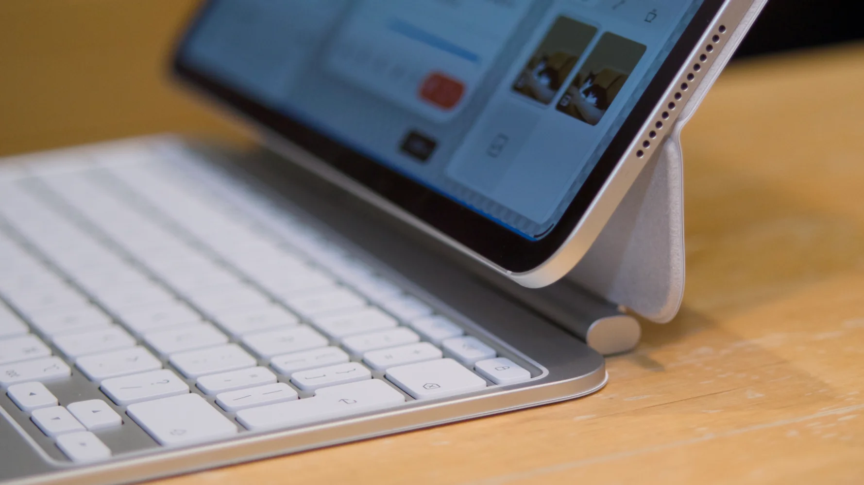 Đánh giá Apple iPad Pro (M5, 2025) – Hiệu năng bứt phá với chip M5, màn hình tuyệt mỹ và trải nghiệm đẳng cấp cho sáng tạo nội dung 21 Apple iPad Pro M5 202511