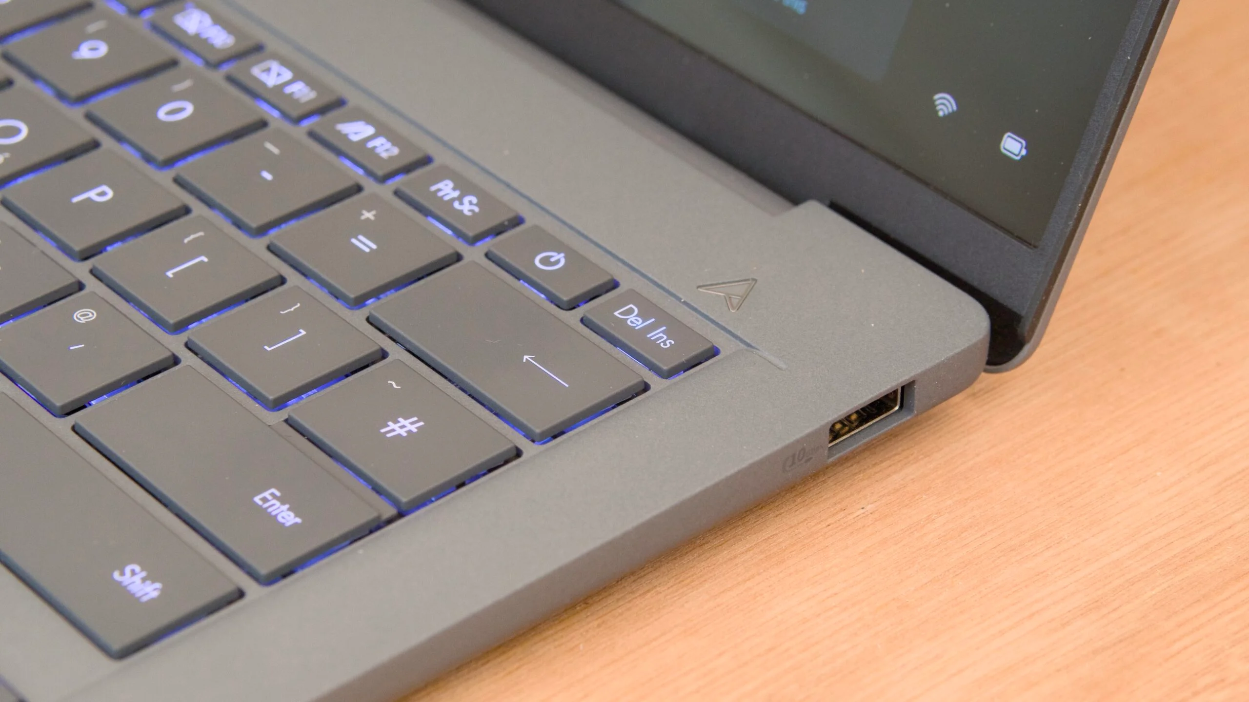 Đánh giá Asus Zenbook A14 – Laptop siêu mỏng nhẹ với hiệu năng vượt trội cho người dùng hiện đại 25 Asus Zenbook A14.9