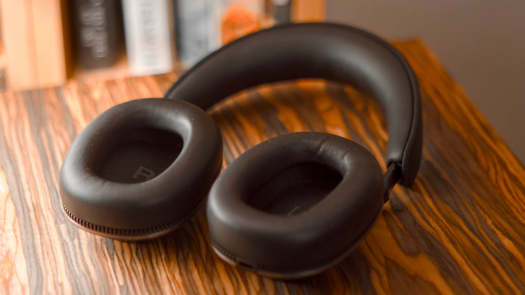 Đánh giá Bowers & Wilkins Px7 S3 – Tai nghe không dây cao cấp với chất âm audiophile và công nghệ chống ồn vượt trội 13 Bowers Wilkins Px7 S3.6