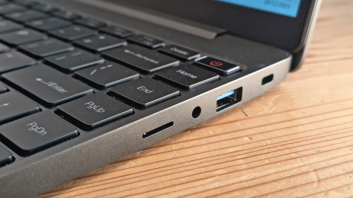 Chuwi CoreBook X 7430U 3